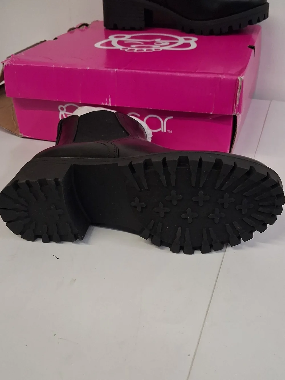 NWT Sugar Kelce Smooth Black Chelsea Ankle Boots for Women